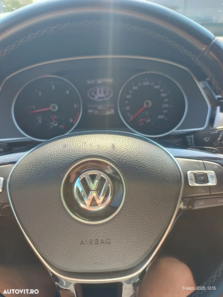 Volkswagen Passat Variant 2.0 TDI DSG Highline - 6