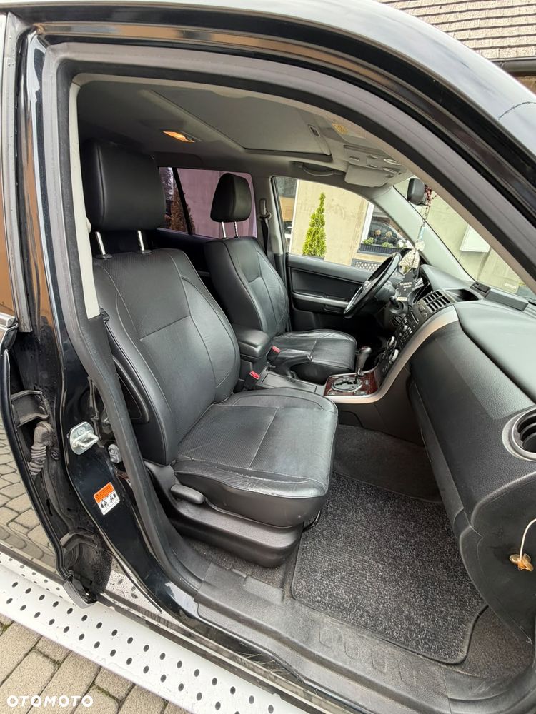 Suzuki Grand Vitara - 11