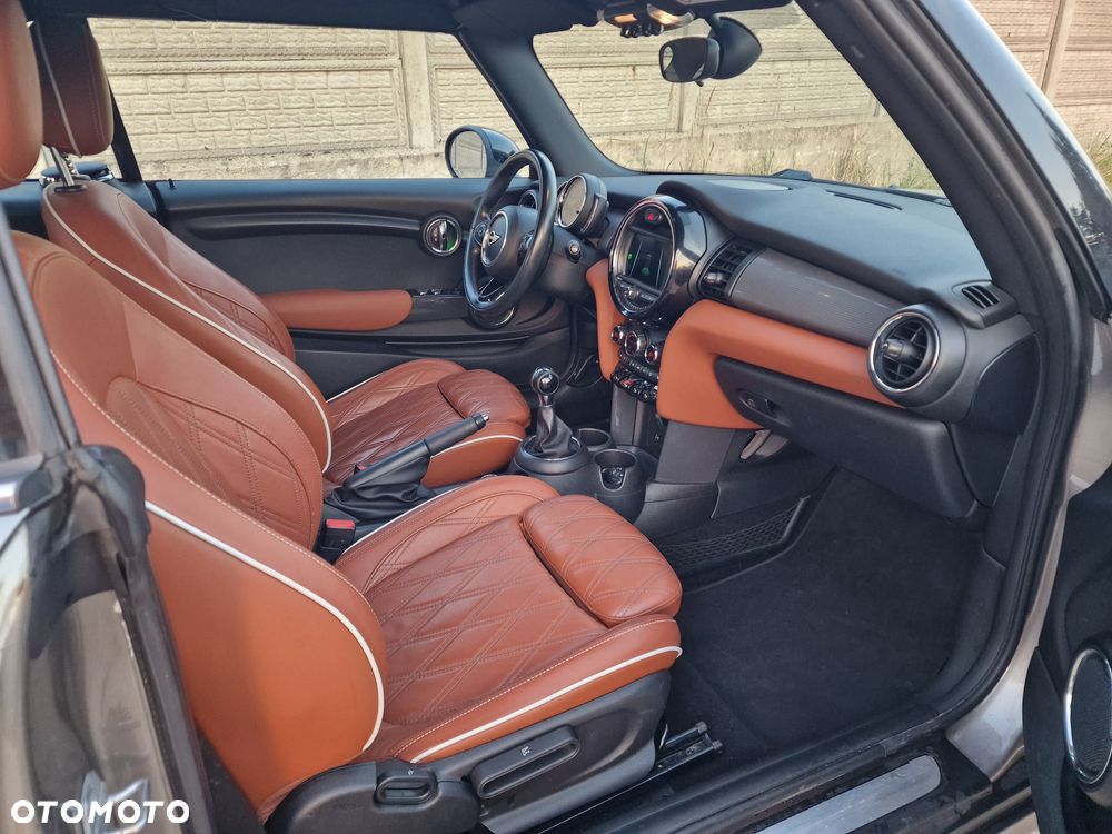 MINI Cooper D Cabrio - 10