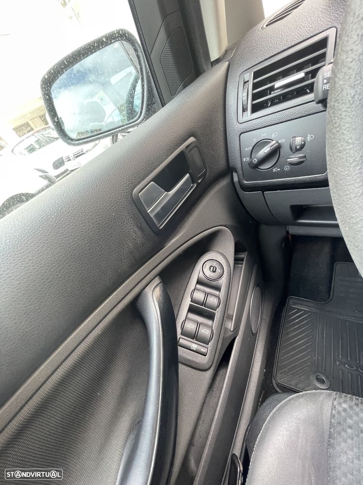 Ford C-Max 1.6 TDCi Titanium - 9