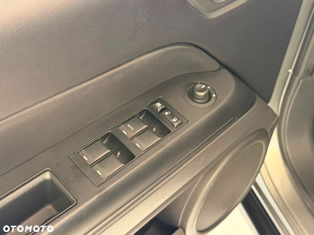 Jeep Compass 2.0 4x2 Sport - 15