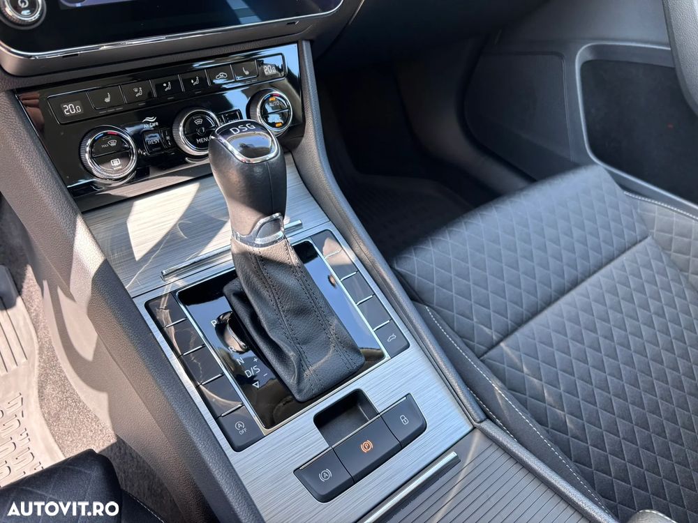 Skoda Superb 2.0 TDI DSG Style - 25
