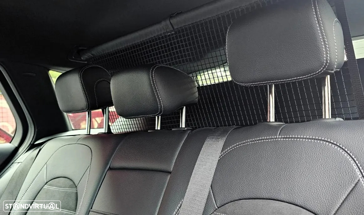 Mercedes-Benz C 300 de AMG Line - 26