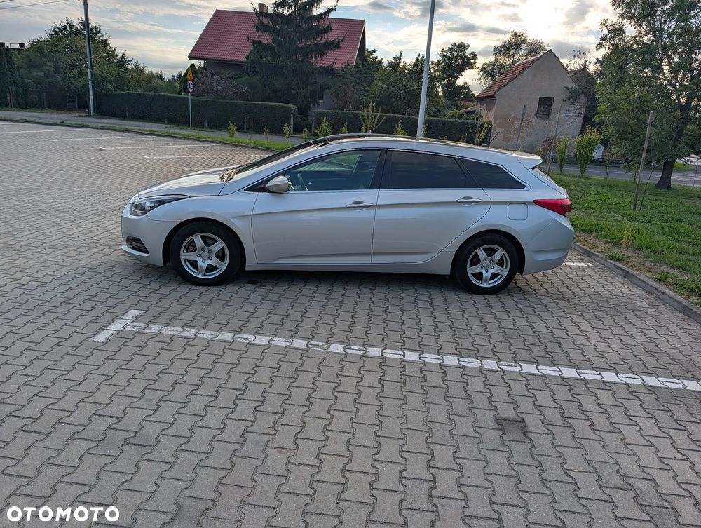 Hyundai i40 Kombi blue 1.7 CRDi Premium - 6