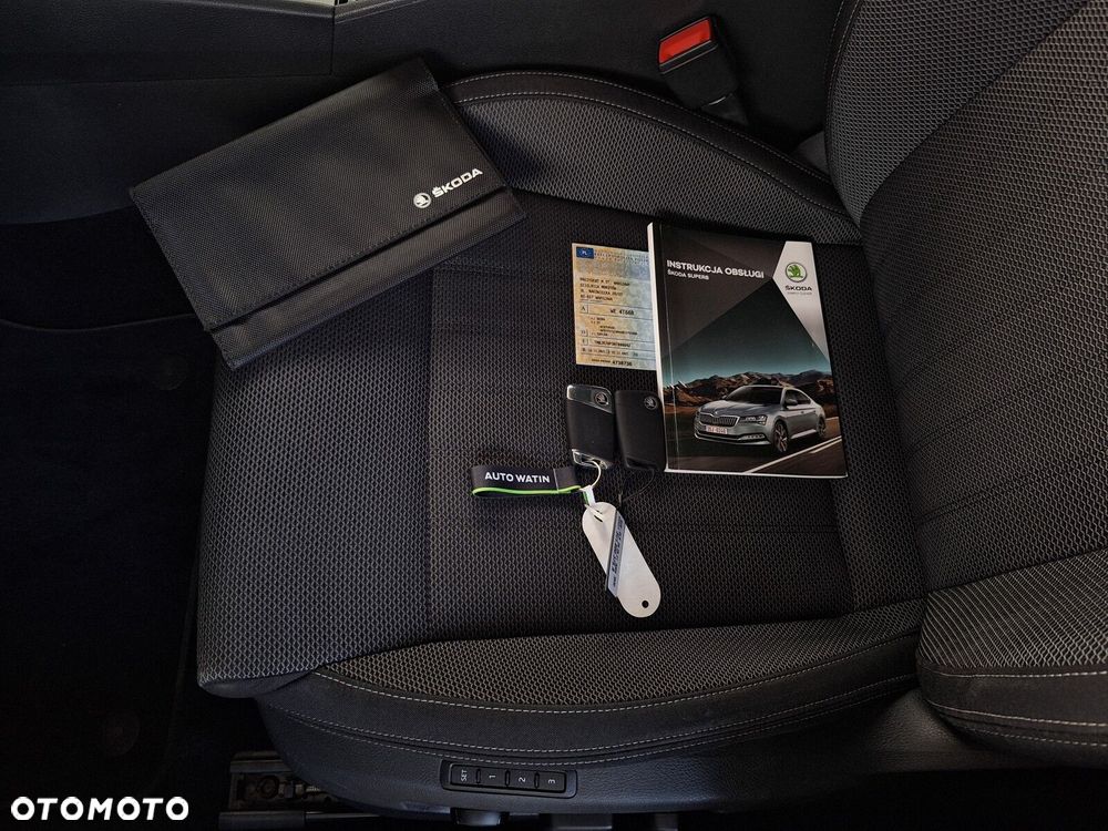 Skoda Superb 2.0 TDI SCR Style DSG - 17