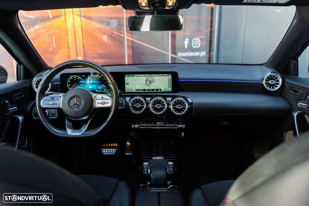 Mercedes-Benz A 250 Limousine e AMG Line - 11