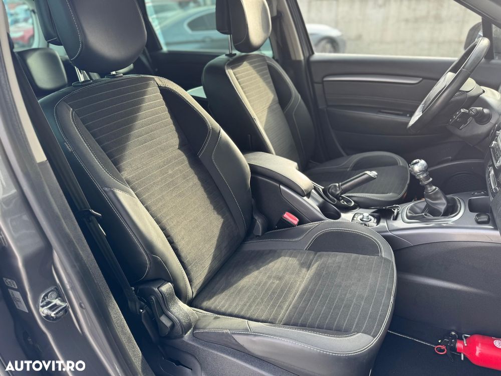 Renault Scenic 1.5dCi Expression - 11