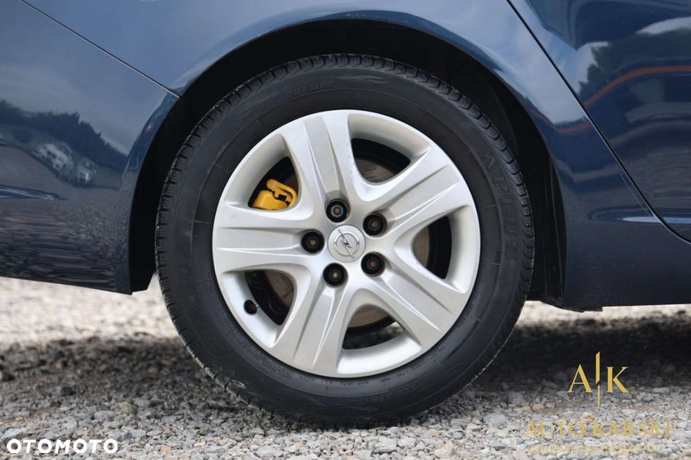 Opel Insignia - 13