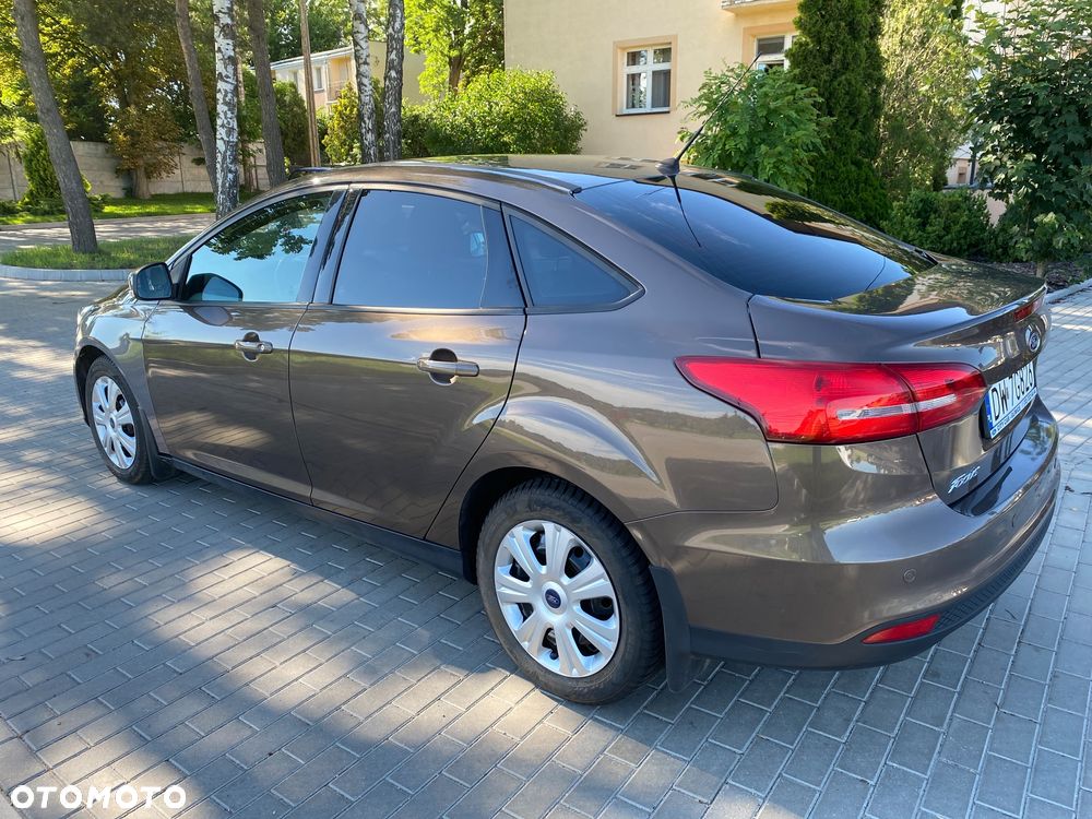 Ford Focus 1.6 Trend - 6