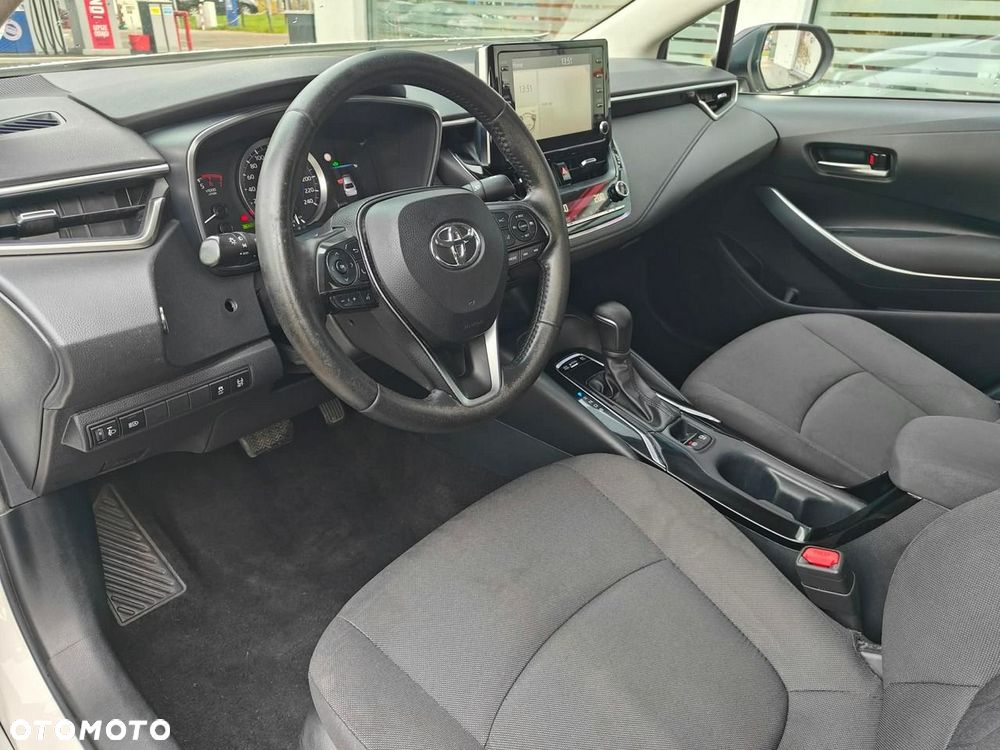 Toyota Corolla - 9