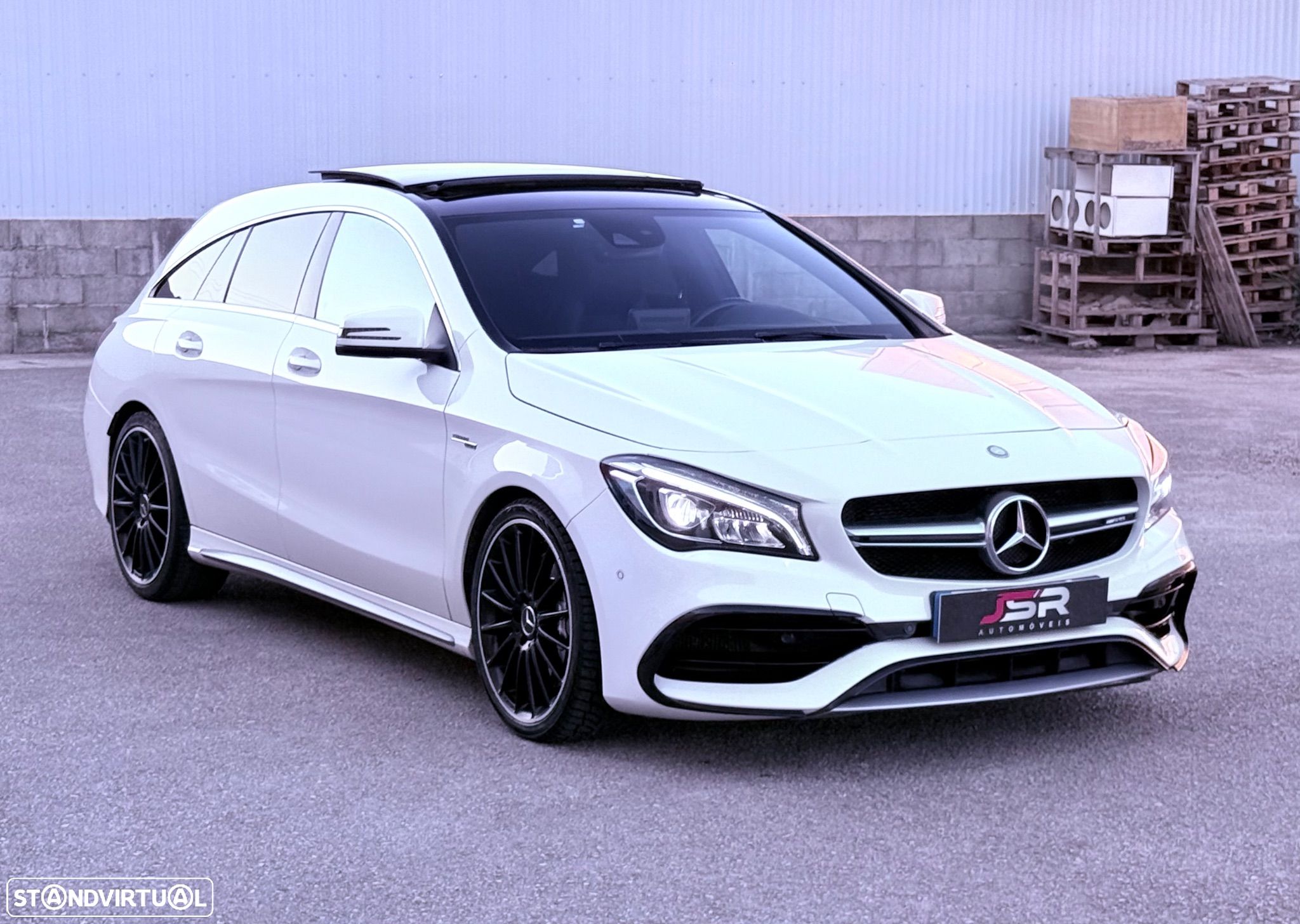 Mercedes-Benz CLA 45 AMG 4Matic Shooting Brake Speedshift 7G-DCT Night Edition - 1
