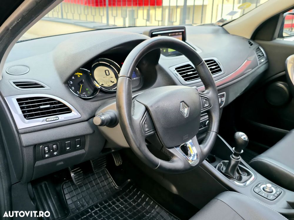 Renault Megane ENERGY dCi 110 Start & Stop Dynamique - 8