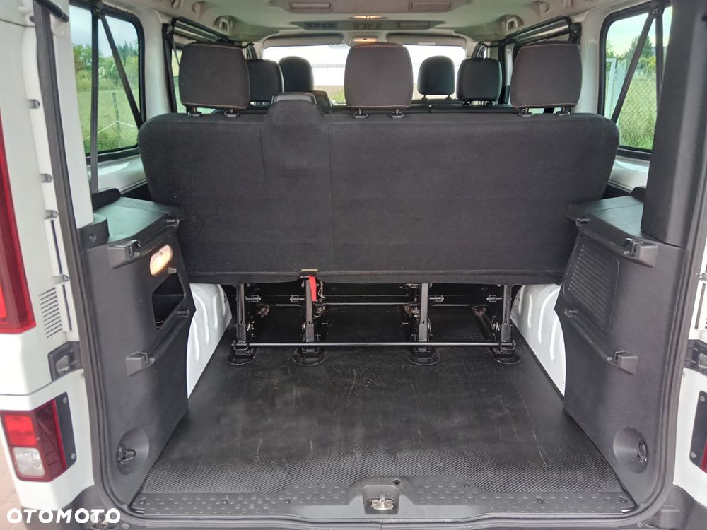 Renault Trafic - 14