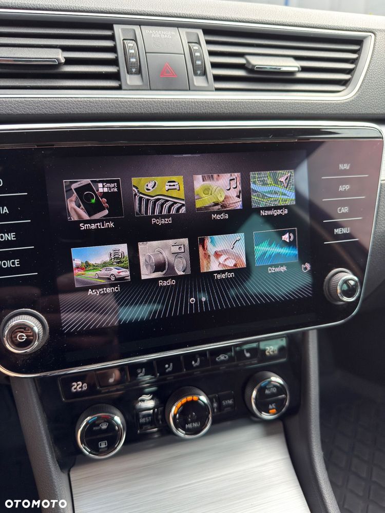 Skoda Superb 2.0 TDI DSG Ambition - 17