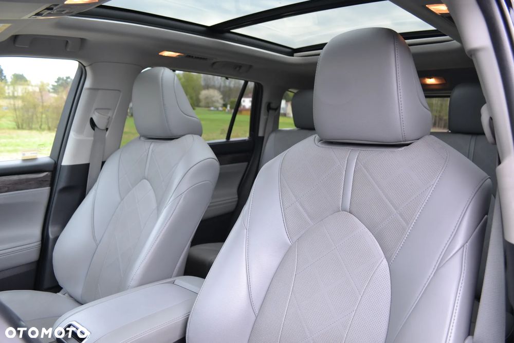 Toyota Highlander 2.5 Hybrid Executive - 11