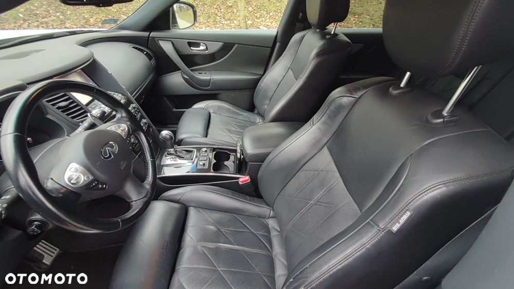 Infiniti QX70 3.7 S Premium EU6 - 11