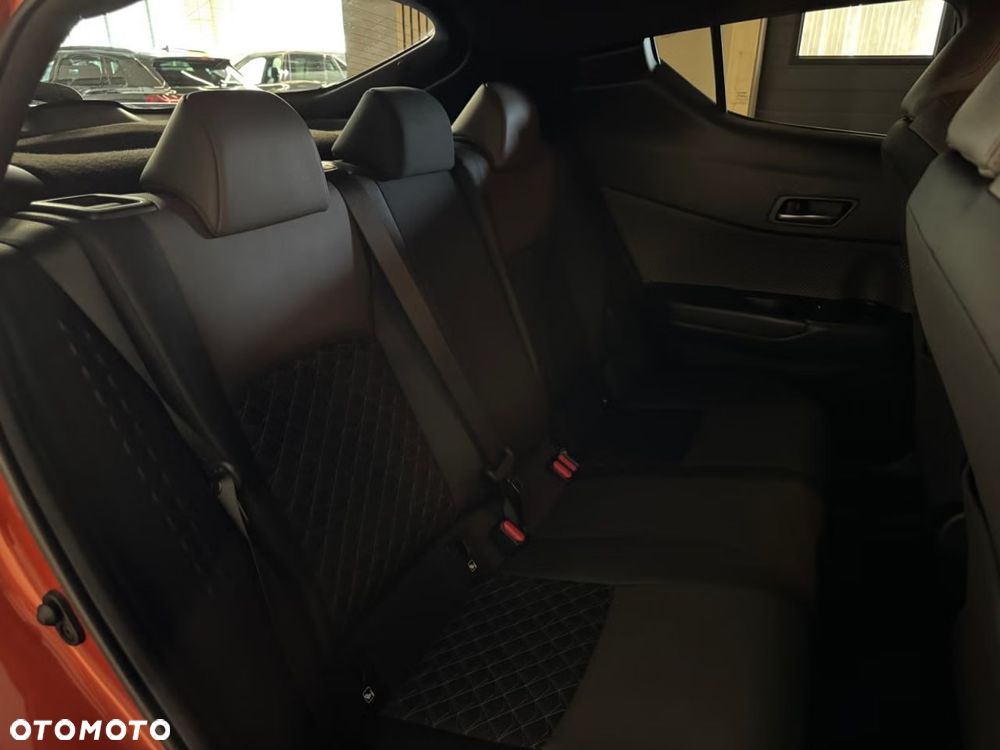 Toyota C-HR 2.0 Lounge - 27