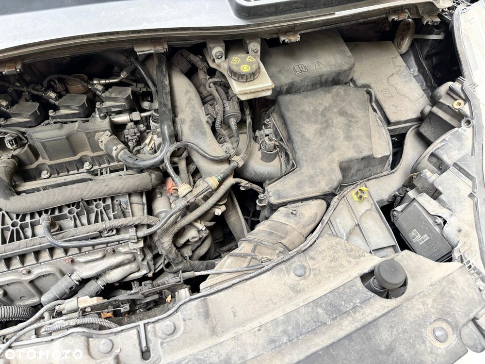 Ford Kuga 1.5 EcoBoost FWD Trend ASS MMT6 - 26
