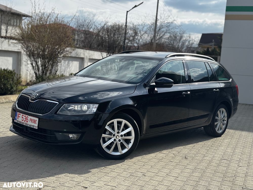 Skoda Octavia 2.0 TDI (Green tec) DSG Style - 3