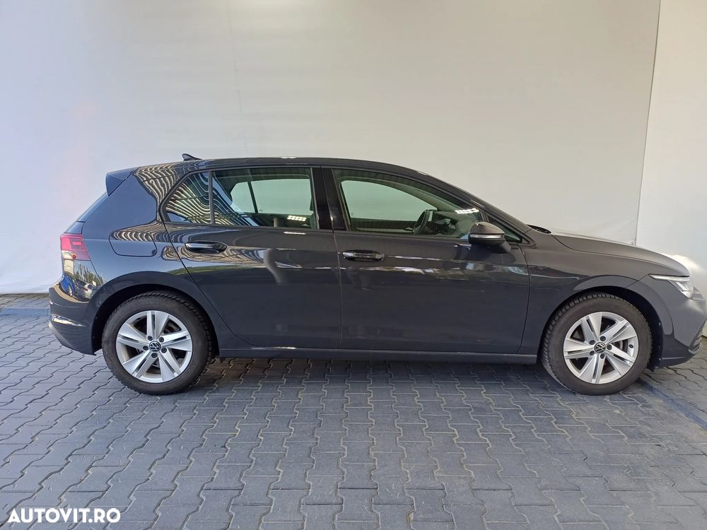 VOLKSWAGEN Golf 2023 — imagine 33