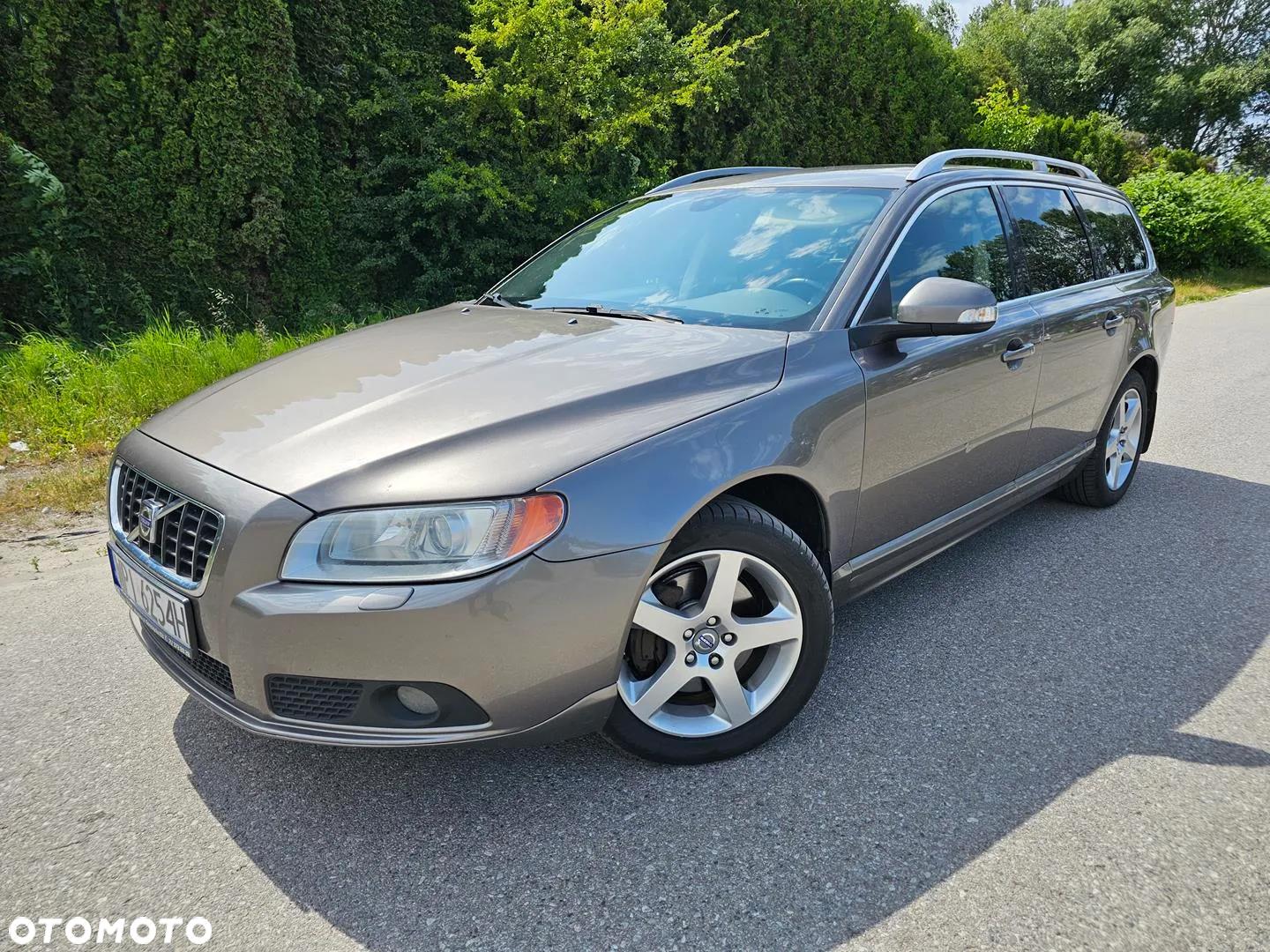Volvo V70 2.4D Summum - 2