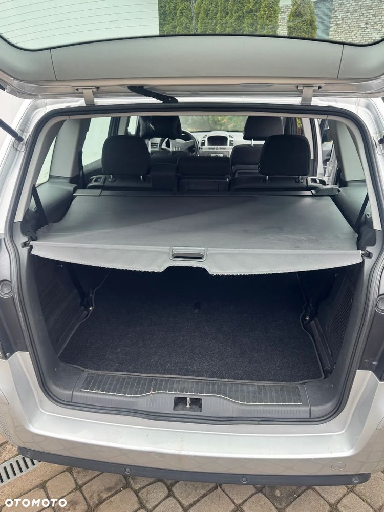 Opel Zafira - 29