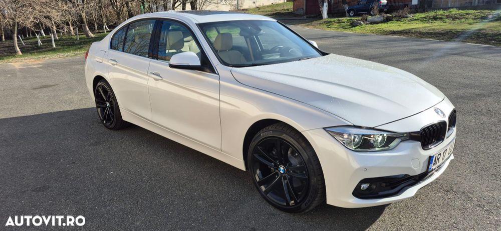 BMW Seria 3 330i xDrive AT M Sport - 4