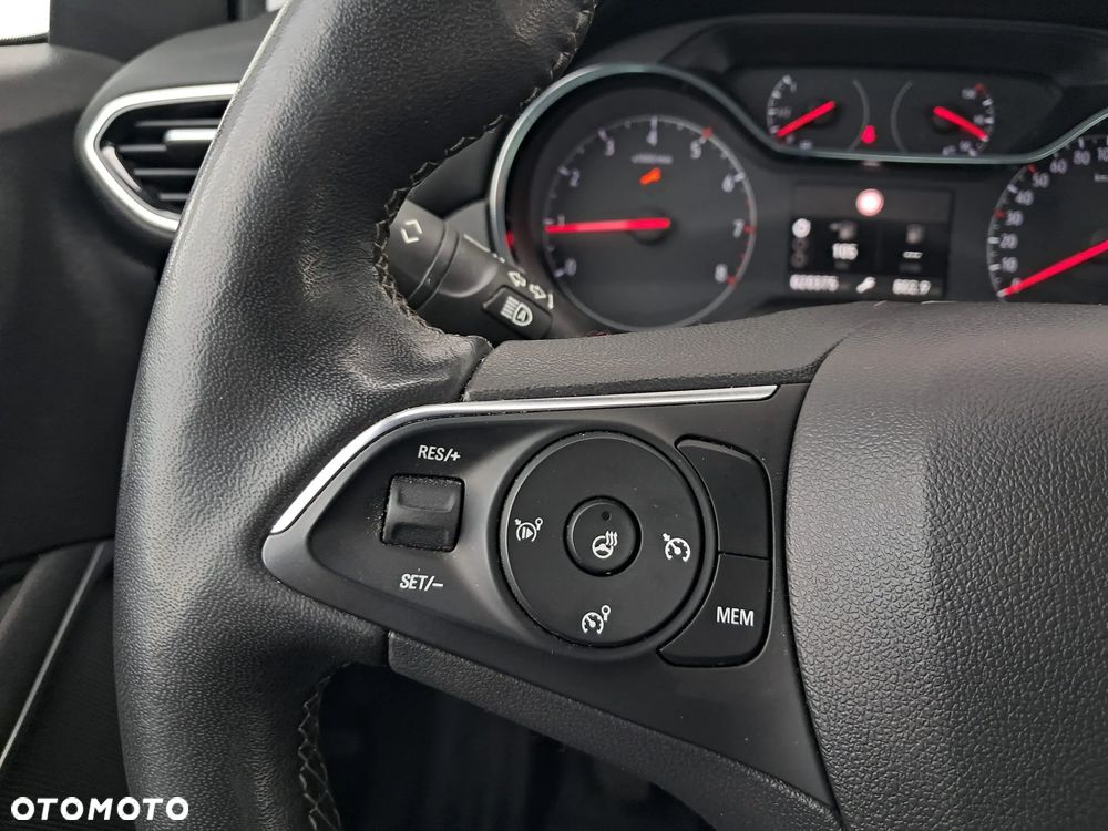 Opel Crossland 1.2 T Elegance - 23