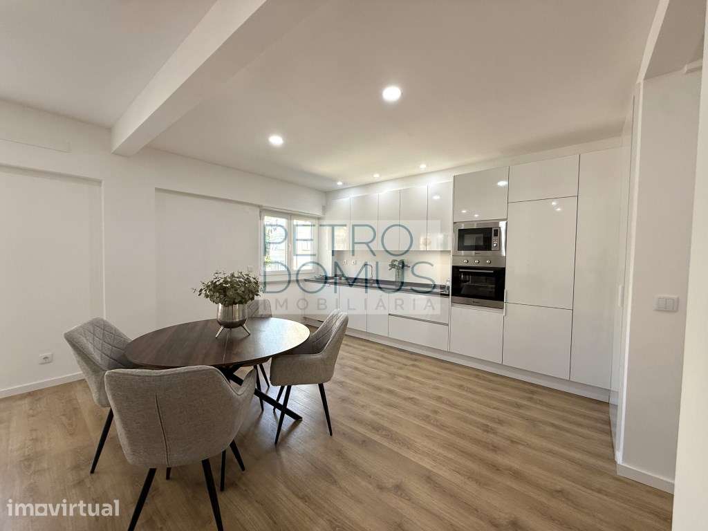 T3 EM TOTAL REMODELAÇÃO NA RUA DA REPUBLICA DA BOLÍVIA - HOME STAGING - Grande imagem: 2/24