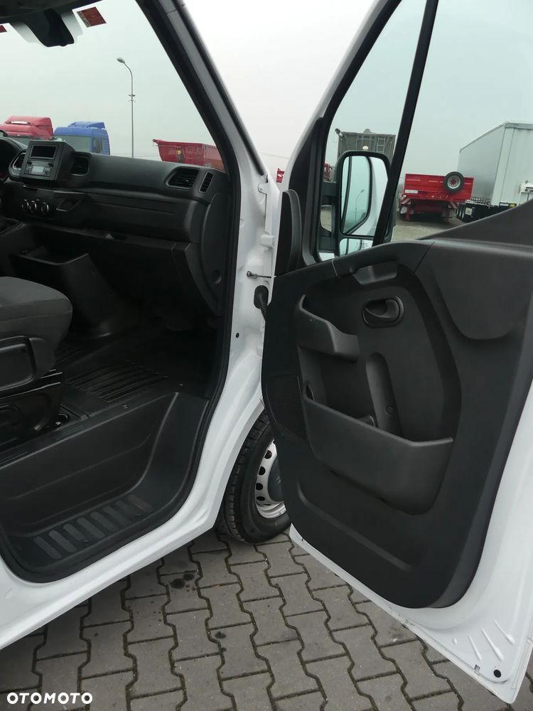 Renault MASTER / PODNOŚNIK KOSZOWY / ZWYŻKA 12M / - 31