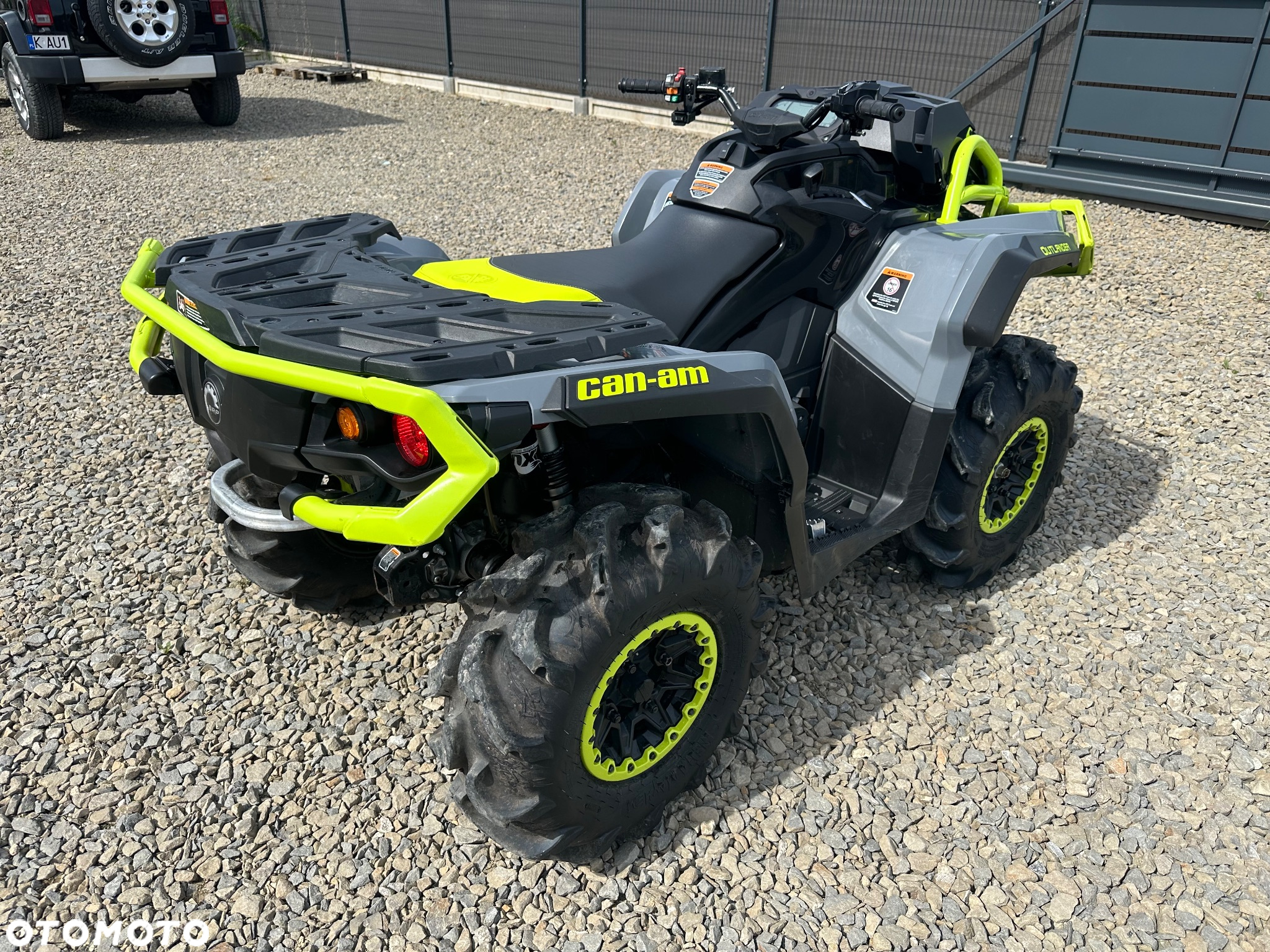 Can-Am Outlander - 34