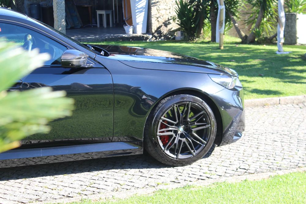 BMW M5 xDrive - 8