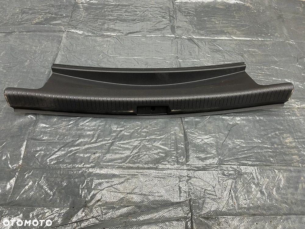 VW Golf Osłona progu pasa bagażnika 5G6863459