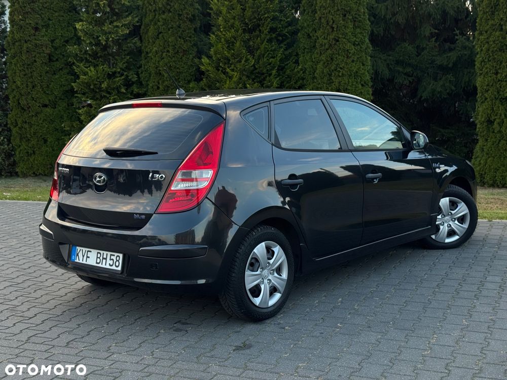 Hyundai i30 i30cw 1.6 CRDi Edition Plus - 3