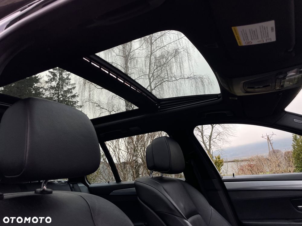 BMW Seria 5 530d xDrive - 15