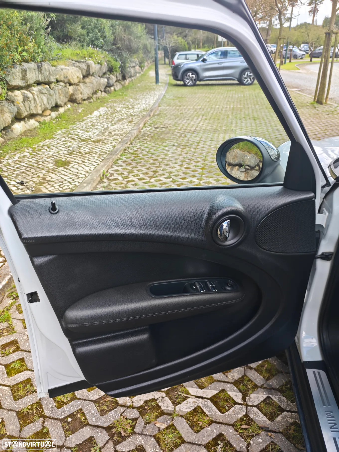MINI Countryman One D - 24