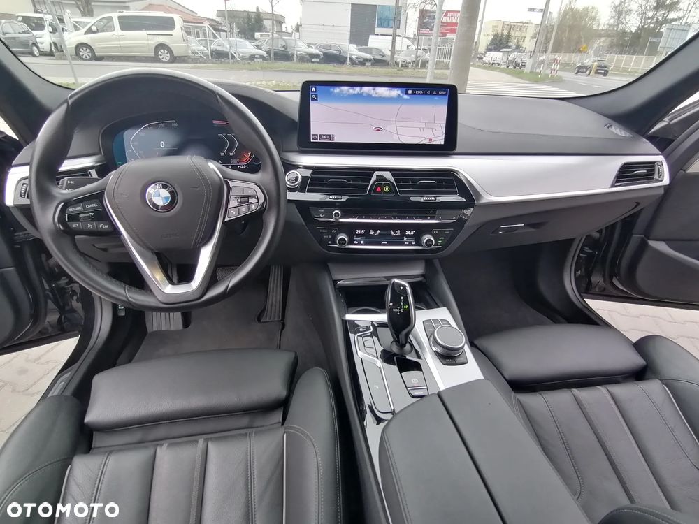BMW Seria 5 520d M Sport Edition - 31