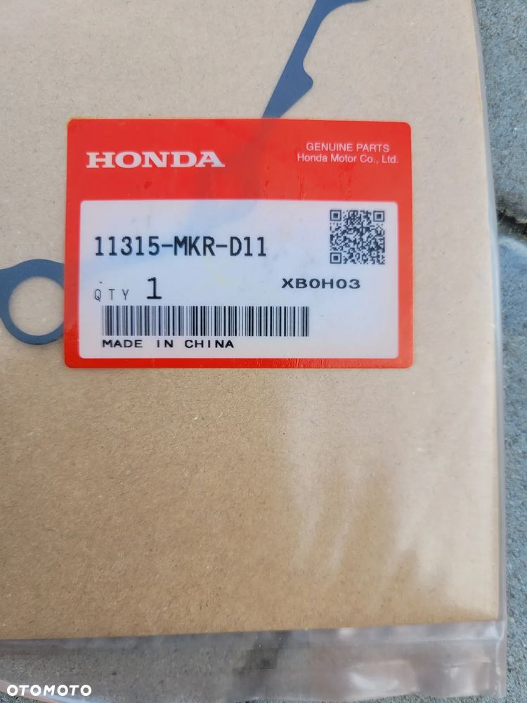 Uszczelka pokrywy silnika Honda CBR 1000RR Fireblade SP 2022 E-1 - 2