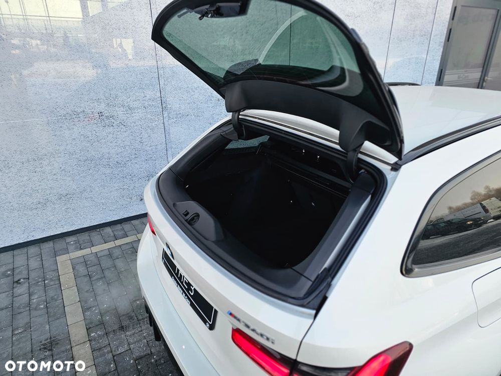 BMW Seria 3 M340i xDrive - 13