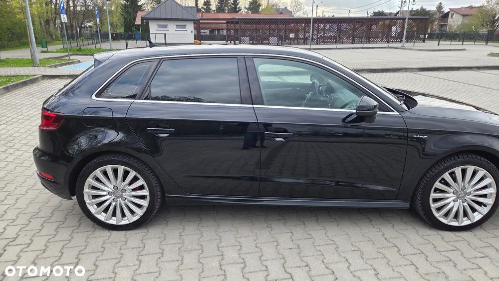 Audi A3 Sportback - 12