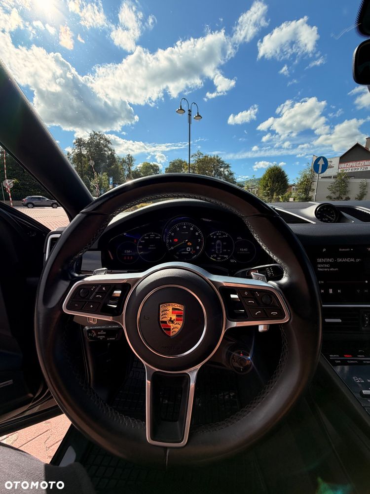 Porsche Cayenne Standard - 15