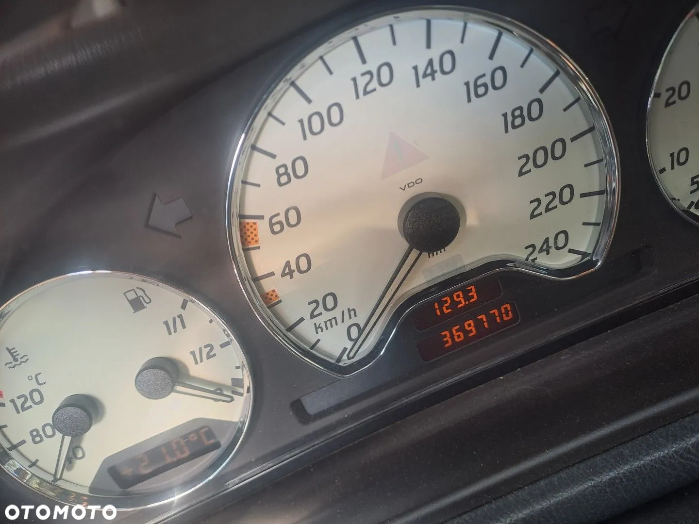 Mercedes-Benz CLK - 10