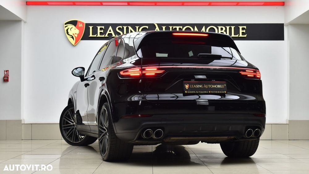 Porsche Cayenne E-Hybrid Tiptronic S Platinum Edition - 5