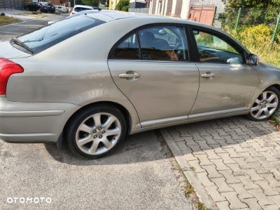 Toyota Avensis 2.0 VVT-i Sol - 5