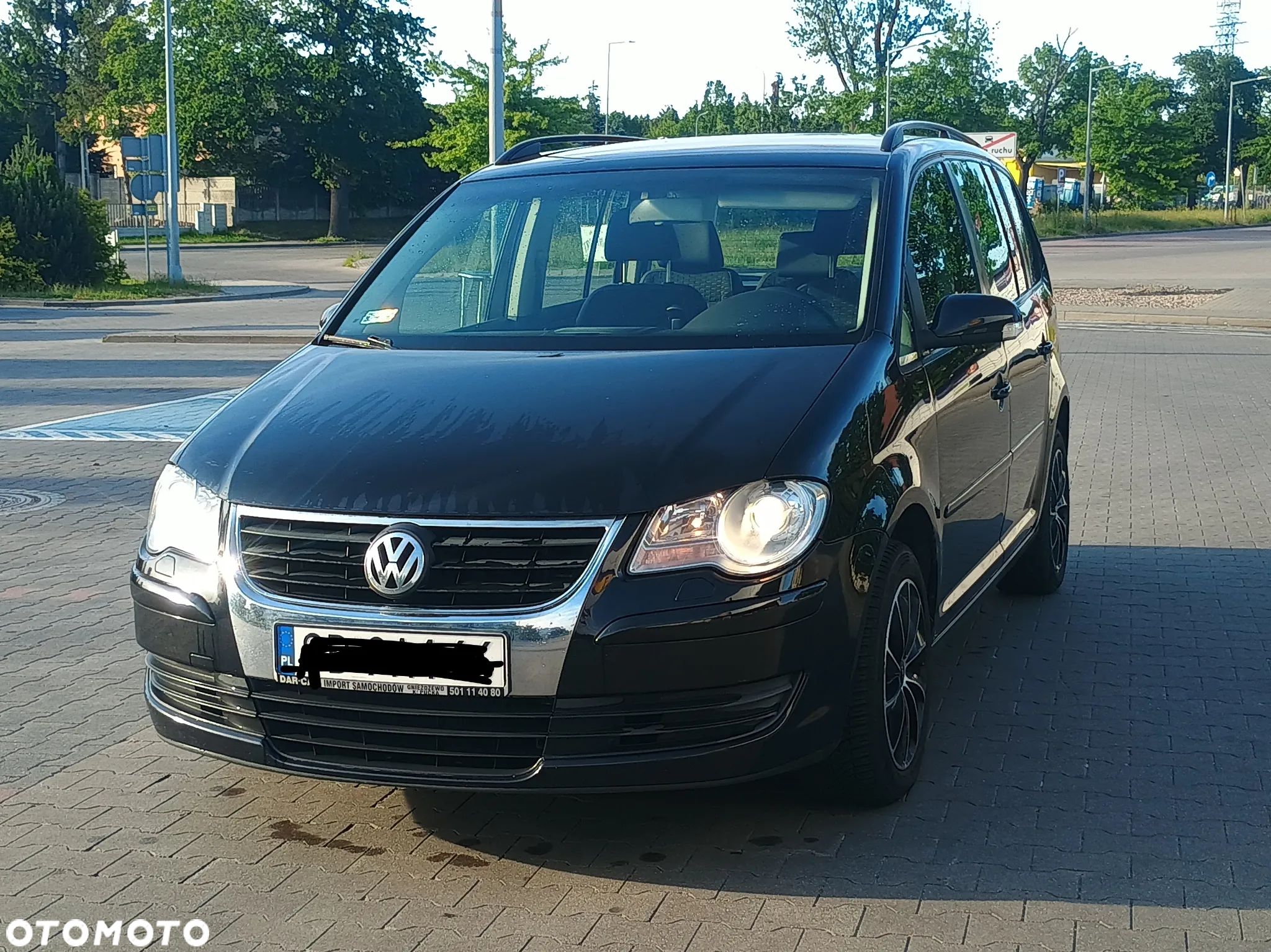 Volkswagen Touran 2.0 TDI DPF Comfortline - 1