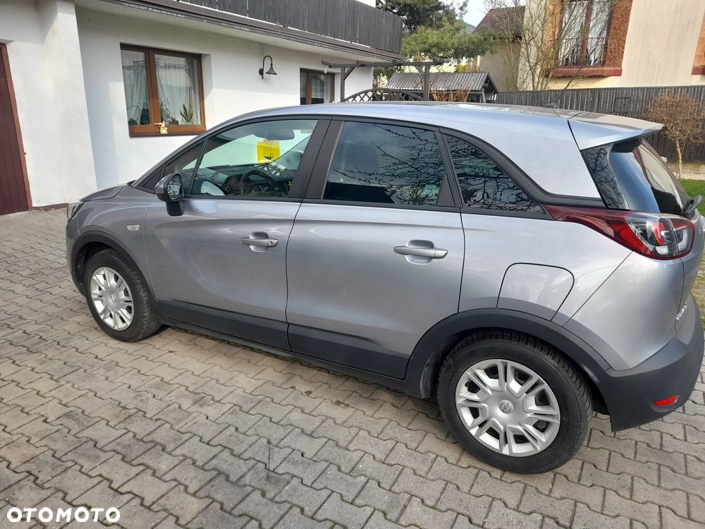 Opel Crossland X 1.2 Essentia - 9