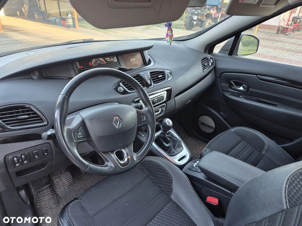 Renault Grand Scenic Gr 1.2 TCe Energy Bose - 11