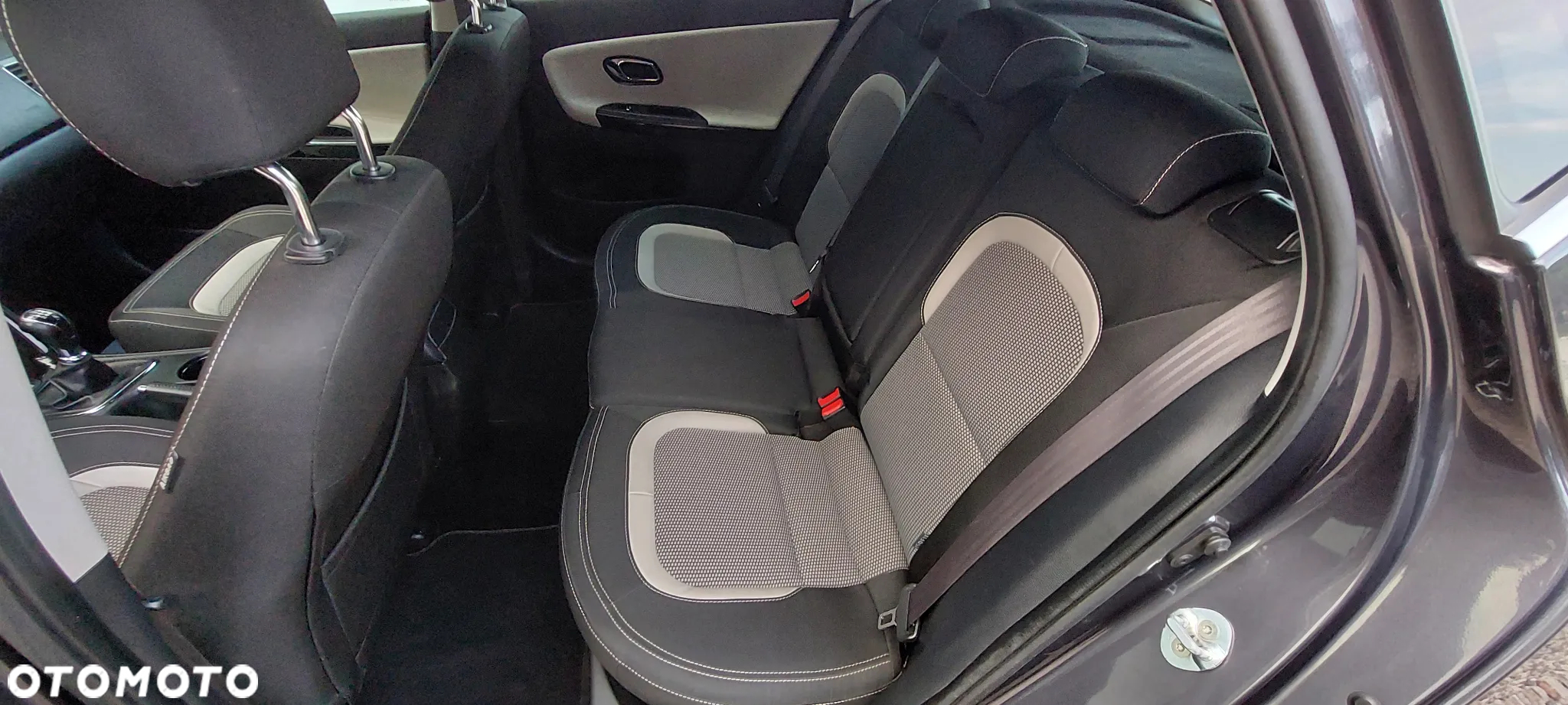 Kia Ceed Cee'd 1.6 CRDi M - 22