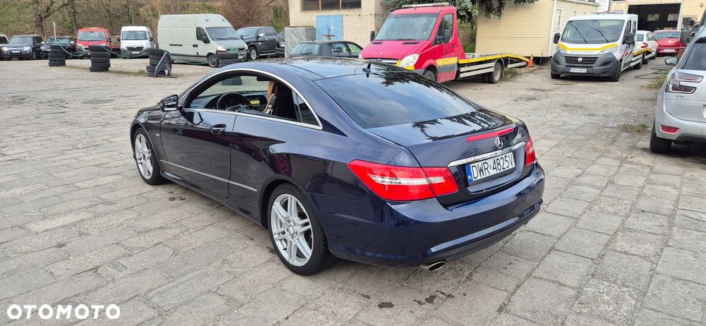 Mercedes-Benz Klasa E 350 BlueEFFICIENCY 7G-TRONIC Avantgarde - 3