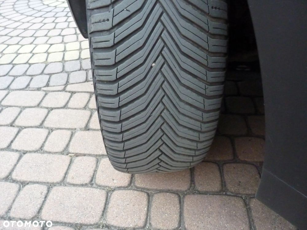 Hyundai Tucson blue 1.7 CRDi 2WD DCT Premium - 19